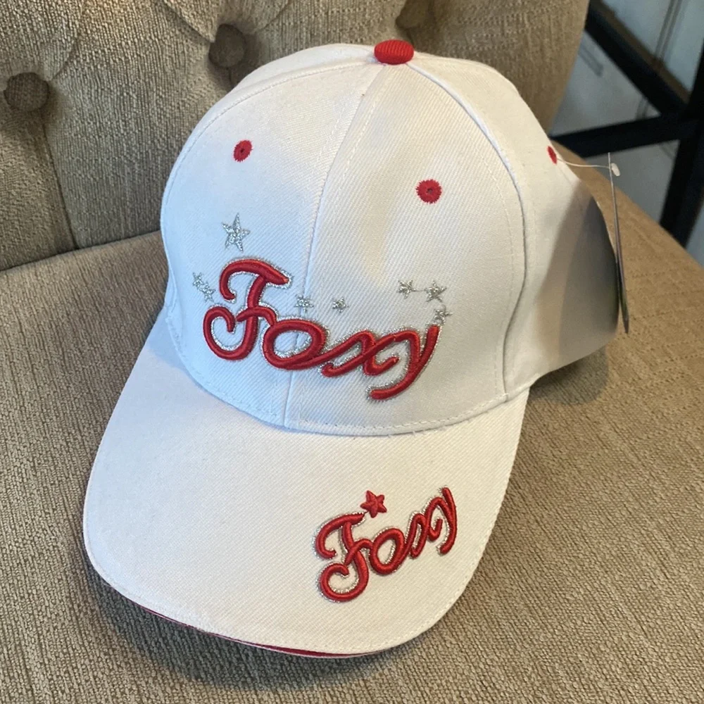 Foxy Ladies NWT White & Red Adjustable One Size Hat